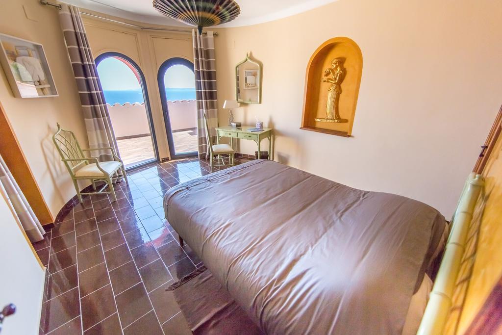 Villa Escapade โรเซส ภายนอก รูปภาพ
